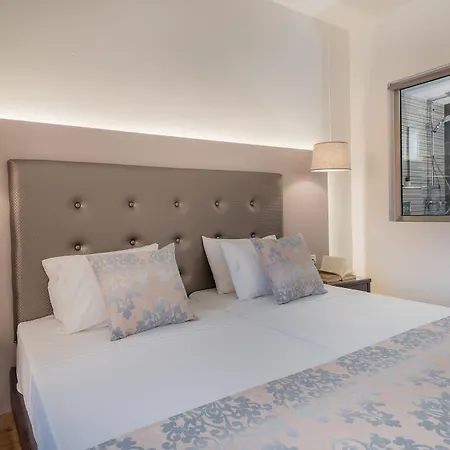 Oscar Aparthotel 3*