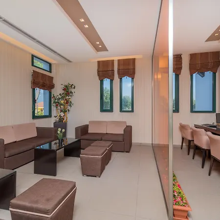 Aparthotel Oscar 3*