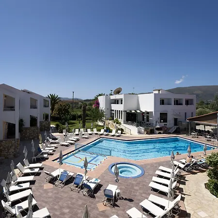 Oscar Aparthotel 3*