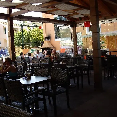 Oscar Aparthotel