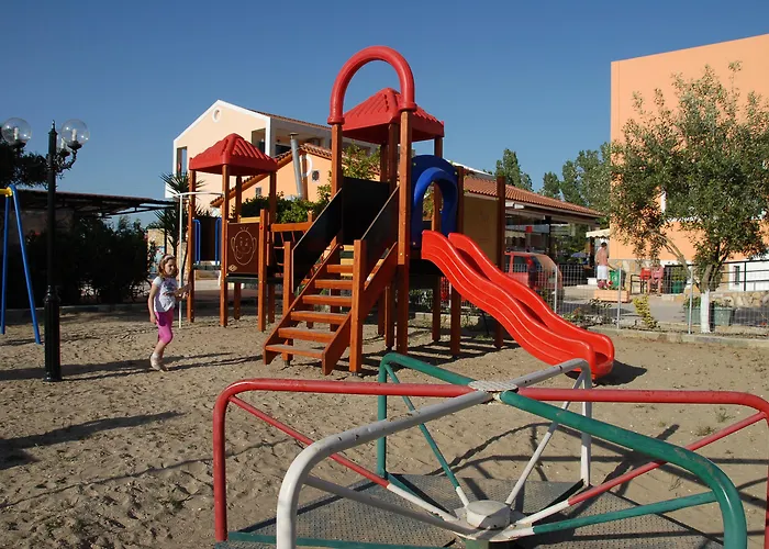 Ξενοδοχείο με διαμερίσματα Oscar Λαγανάς