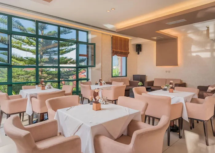 Oscar Ξενοδοχείο με διαμερίσματα 3*