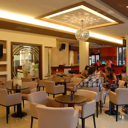 Oscar 3* لاغاناس