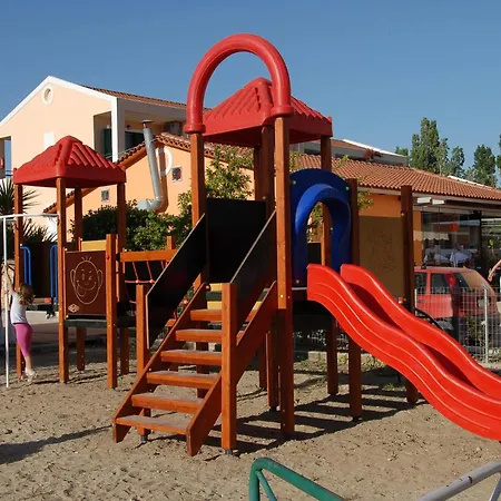 Aparthotel Oscar Laganas